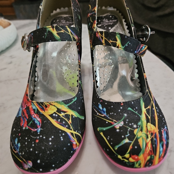 Hot Chocolate Neon High Heels - Picture 6 of 6